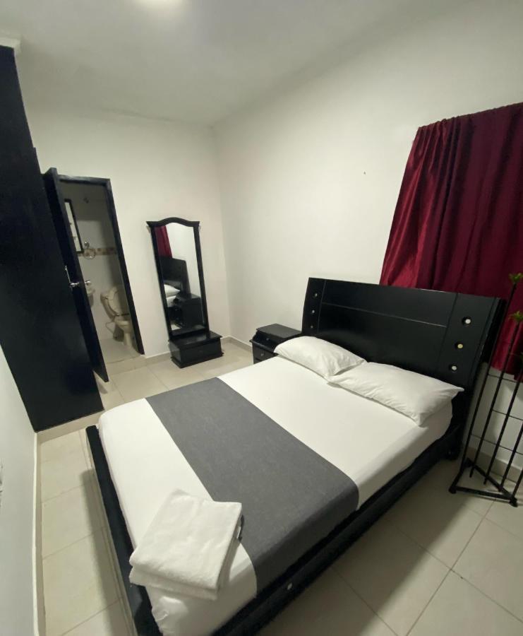 Hotel Estefania Princess บาร์รังกีญา ภายนอก รูปภาพ